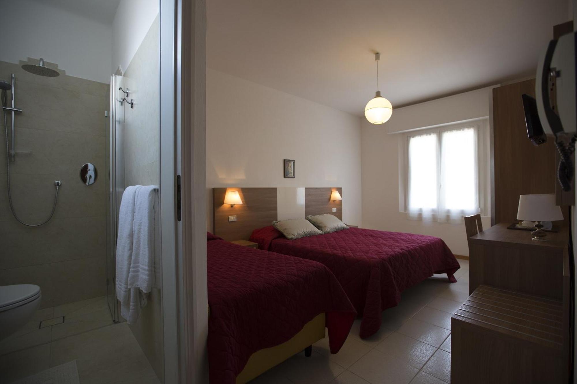 Hotel Brunella Rimini Esterno foto