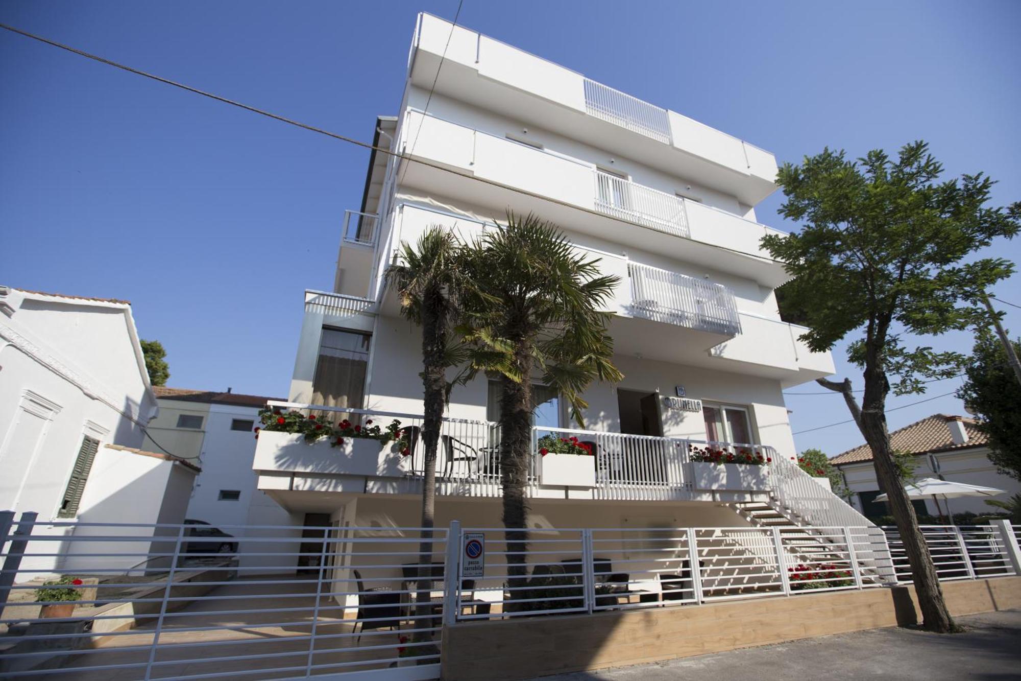 Hotel Brunella Rimini Esterno foto