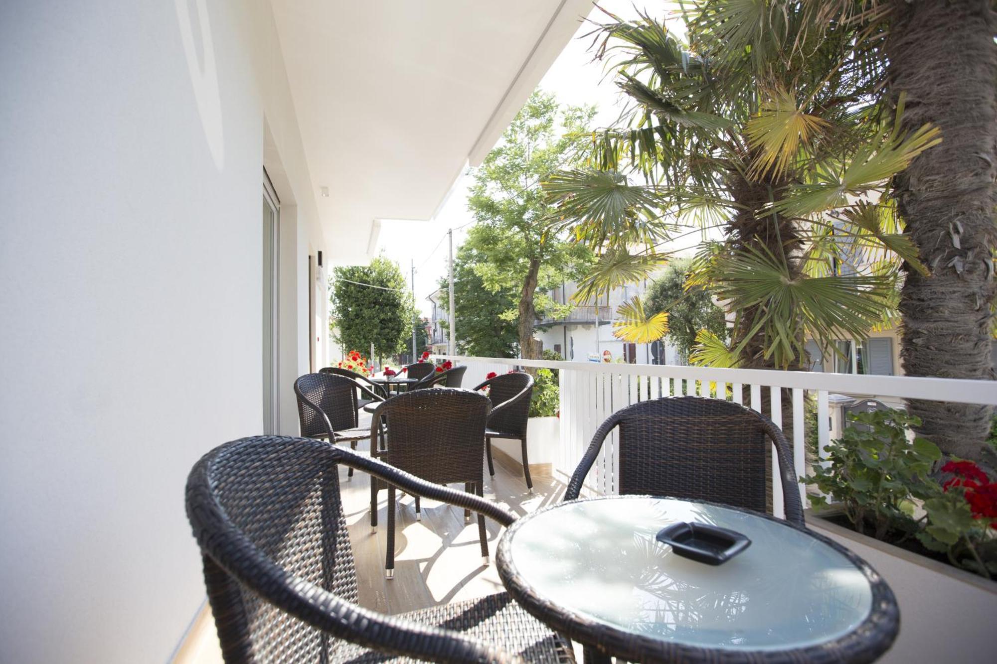 Hotel Brunella Rimini Esterno foto